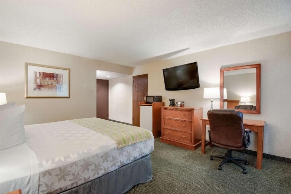 SureStay Plus Hotel by Best Western Reno Airport image 39